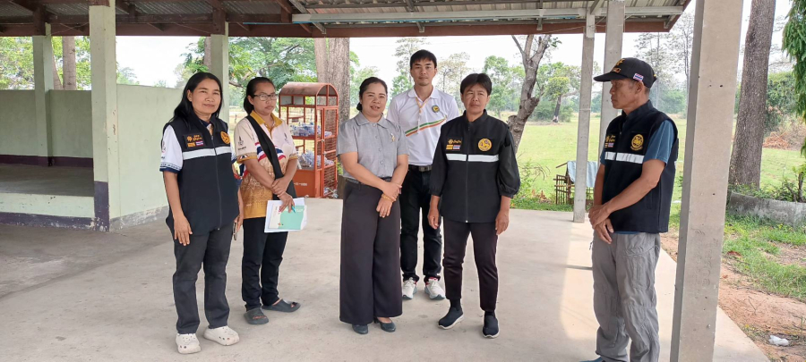 วันที่ 12 พฤษภาคม 2569 เทศบาลตำบลห้วยทับทัน โดยนางสุกัญญา กองแก้ว ผู้อำนวยการกองสาธารณสุขและสิ่งแวดล้อม และนายอาภากร ชีวะสุทธิรัตน์ หัวหน้าฝ่ายบริหารงานสาธารณสุข ร่วมออกตรวจสถานที่ กรณีมีผู้ร้องเรียนการก่อเหตุรำคาญเรื่องกลิ่น